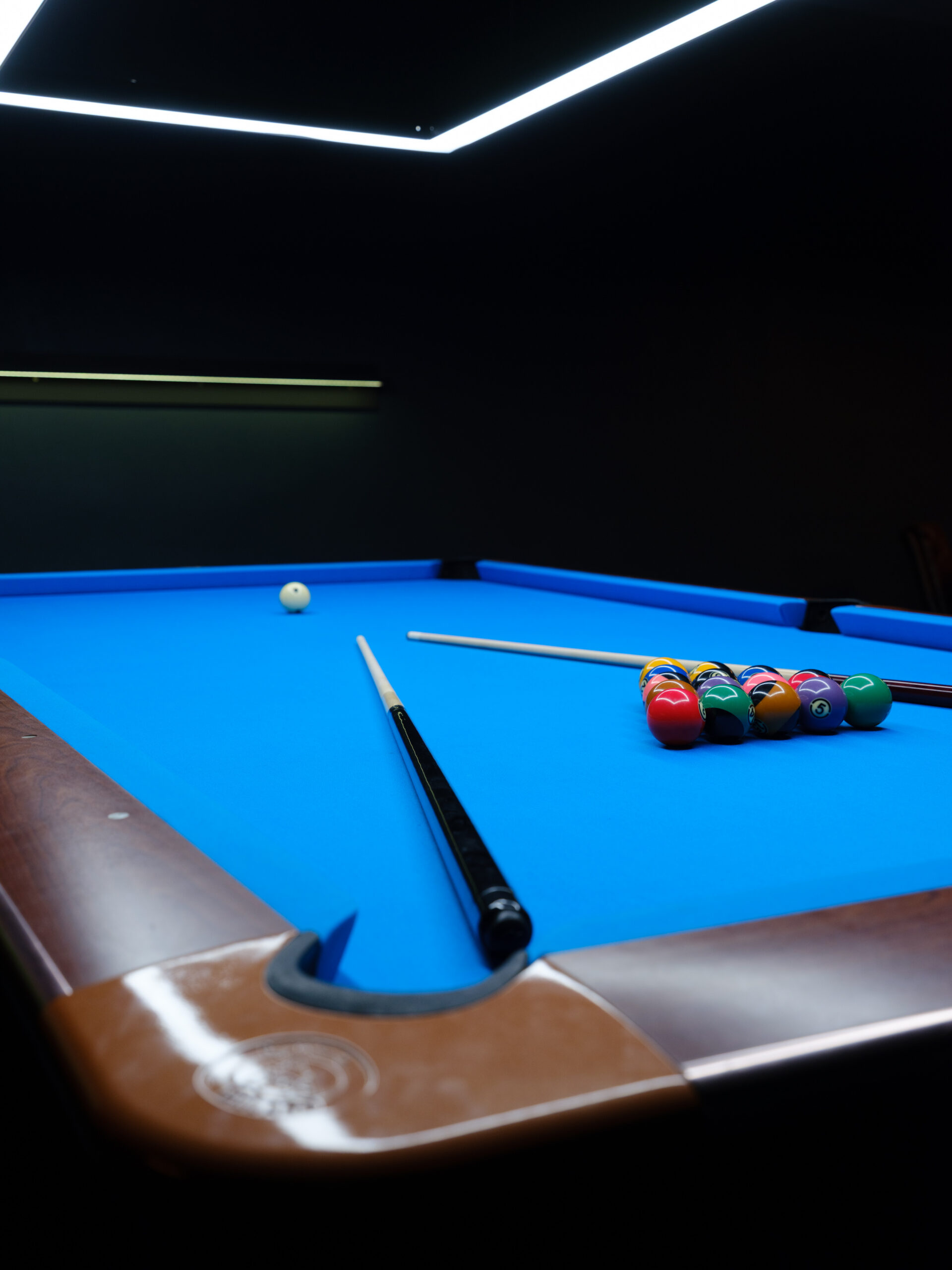 Piljardireeglid selgeks: Kuidas võita järgmises Hangout Lounge’i mängus!